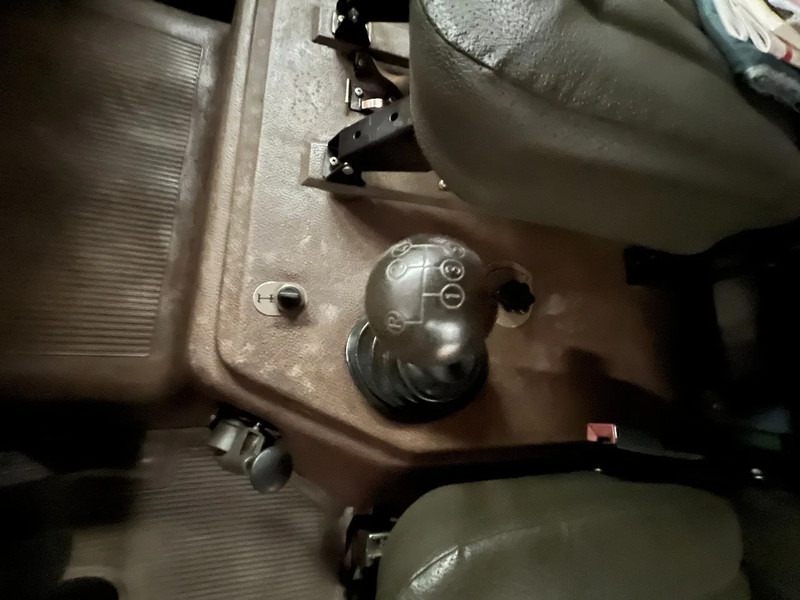 Mercedes-Benz 1017 A/4X4 - Tovornjak zabojnik: slika 2 Mercedes-Benz 1017 A/4X4 - Tovornjak zabojnik: slika 2