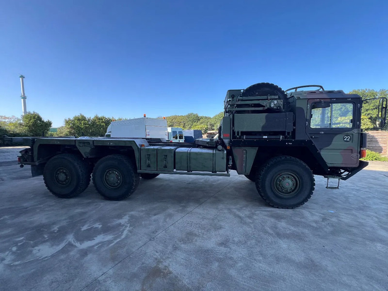 MAN KAT 25.422DFAEG 6X6 CABIN CHASSIS - TWIST LOCKS SYSTEM - Tovornjak: slika 4 MAN KAT 25.422DFAEG 6X6 CABIN CHASSIS - TWIST LOCKS SYSTEM - Tovornjak: slika 4