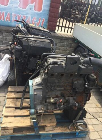 Mercedes-Benz OM904LA Mercedes-Benz truck - Motor za Tovornjak: slika 1 Mercedes-Benz OM904LA Mercedes-Benz truck - Motor za Tovornjak: slika 1