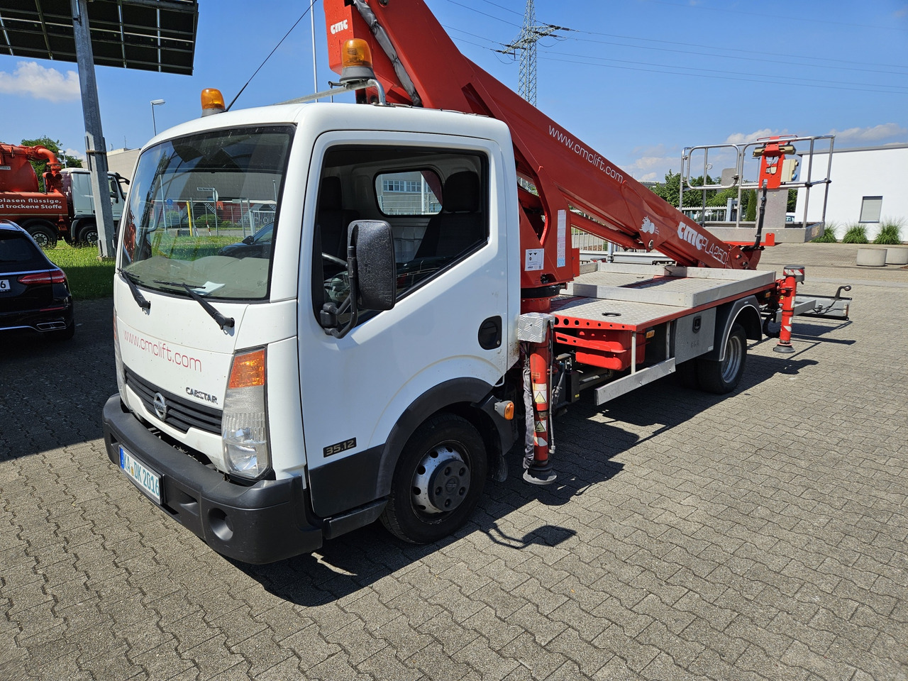 Nissan Cabstar CMC PLA 250 - 25m TOP nur 420 Stunden! - Dvižna ploščad montirana na tovornjak: slika 2 Nissan Cabstar CMC PLA 250 - 25m TOP nur 420 Stunden! - Dvižna ploščad montirana na tovornjak: slika 2
