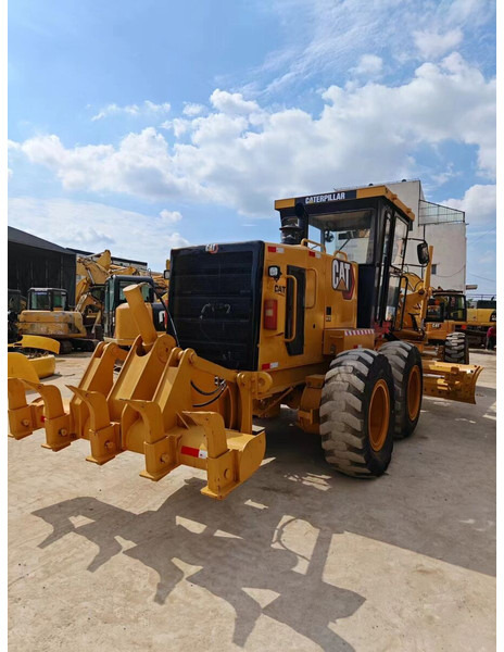 Caterpillar 140K - Greder: slika 3 Caterpillar 140K - Greder: slika 3