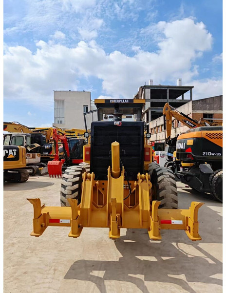 Caterpillar 140K - Greder: slika 5 Caterpillar 140K - Greder: slika 5