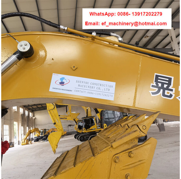 Bager goseničar Caterpillar 320D2: slika 11