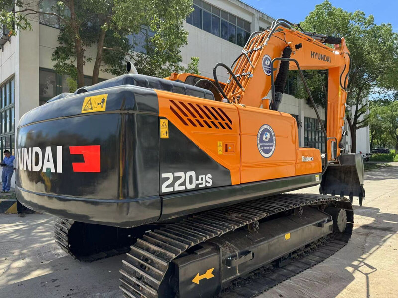 Hyundai R220LC-9S - Bager goseničar: slika 2 Hyundai R220LC-9S - Bager goseničar: slika 2