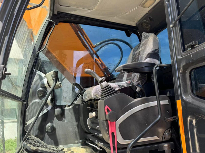 Hyundai R220LC-9S lizing Hyundai R220LC-9S: slika 11