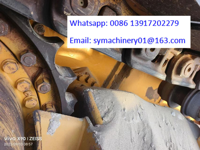 Komatsu D155A-5 - Buldožer: slika 3 Komatsu D155A-5 - Buldožer: slika 3