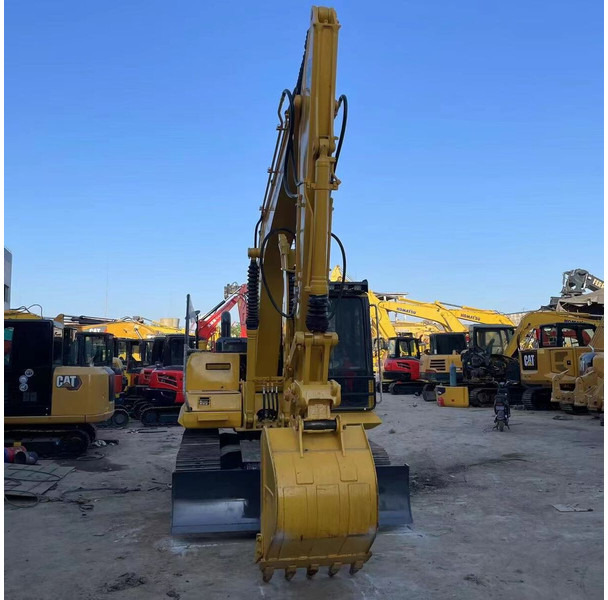 Komatsu PC130 - Bager goseničar: slika 2 Komatsu PC130 - Bager goseničar: slika 2