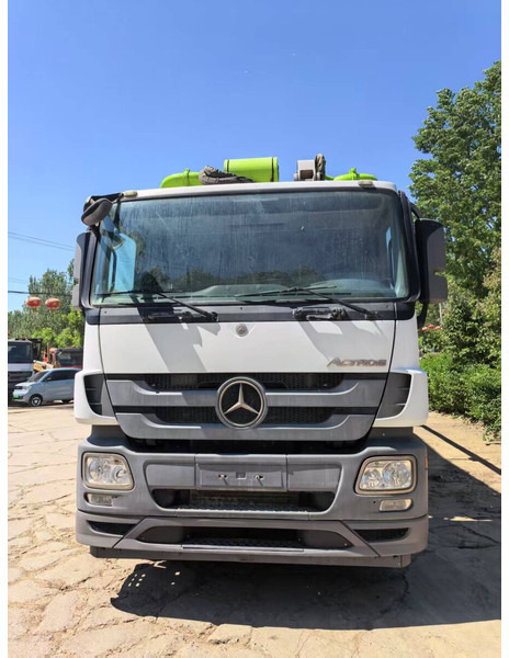 Mercedes-Benz Actros - Stacionarna betonska črpalka: slika 5 Mercedes-Benz Actros - Stacionarna betonska črpalka: slika 5