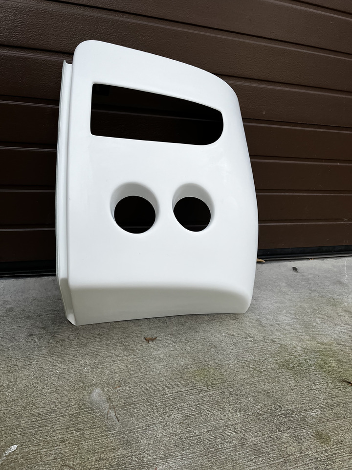 Narożnik, zderzak przedni lewy MB 350 Tourismo Mercedes-Benz 350 Tourismo - Karoserija in zunanjost za Avtobus: slika 1 Narożnik, zderzak przedni lewy MB 350 Tourismo Mercedes-Benz 350 Tourismo - Karoserija in zunanjost za Avtobus: slika 1