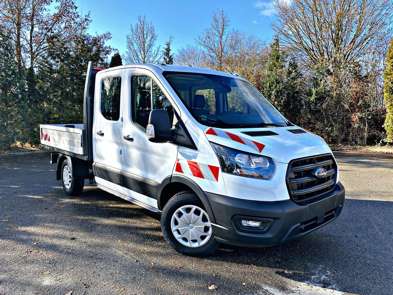 Ford Pritsche 350L2 DoKa|Trend|Garantie bis 08.27|19% - Dostavno vozilo s kesonom: slika 1 Ford Pritsche 350L2 DoKa|Trend|Garantie bis 08.27|19% - Dostavno vozilo s kesonom: slika 1