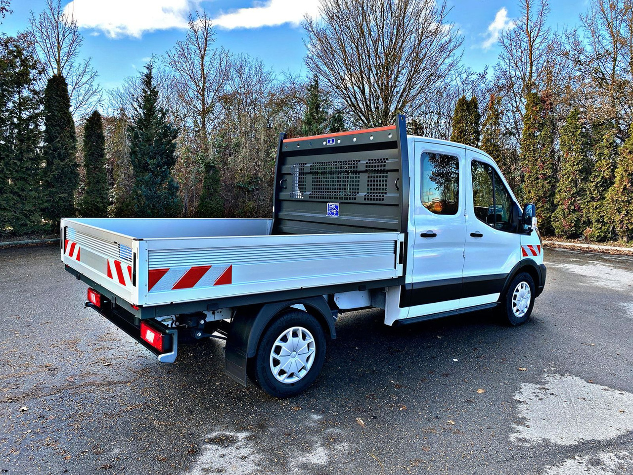 Ford Pritsche 350L2 DoKa|Trend|Garantie bis 08.27|19% - Dostavno vozilo z dvojno kabino: slika 3 Ford Pritsche 350L2 DoKa|Trend|Garantie bis 08.27|19% - Dostavno vozilo z dvojno kabino: slika 3