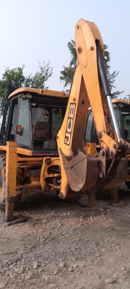 JCB 3DX backhoe loader - Bager nakladalec: slika 4 JCB 3DX backhoe loader - Bager nakladalec: slika 4