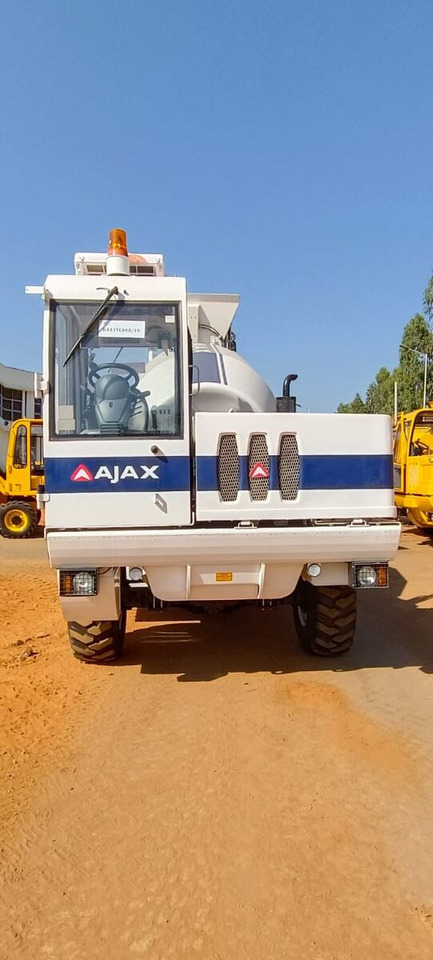New AJAX ARGO 4000 concrete mixer truck - Avtomešalec: slika 2 New AJAX ARGO 4000 concrete mixer truck - Avtomešalec: slika 2