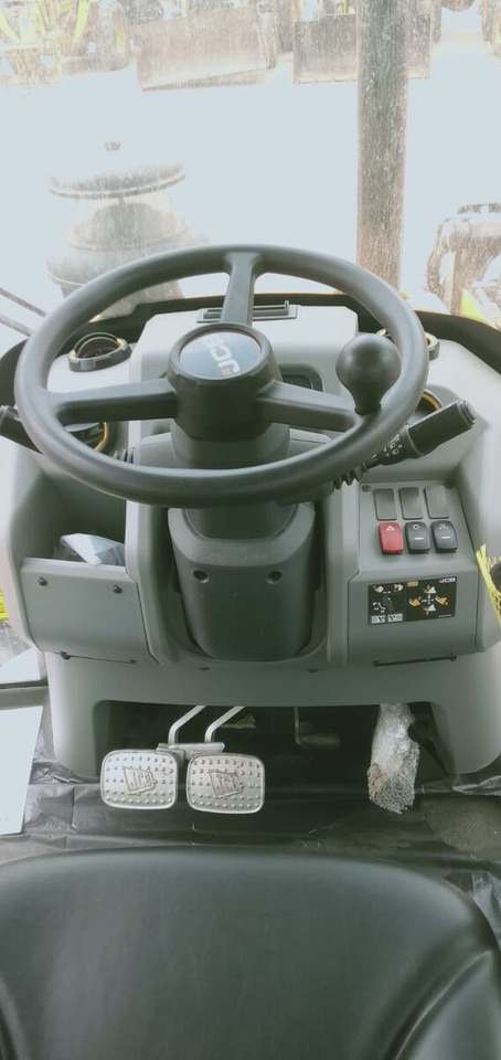 New JCB 3CX backhoe loader - Bager nakladalec: slika 4 New JCB 3CX backhoe loader - Bager nakladalec: slika 4