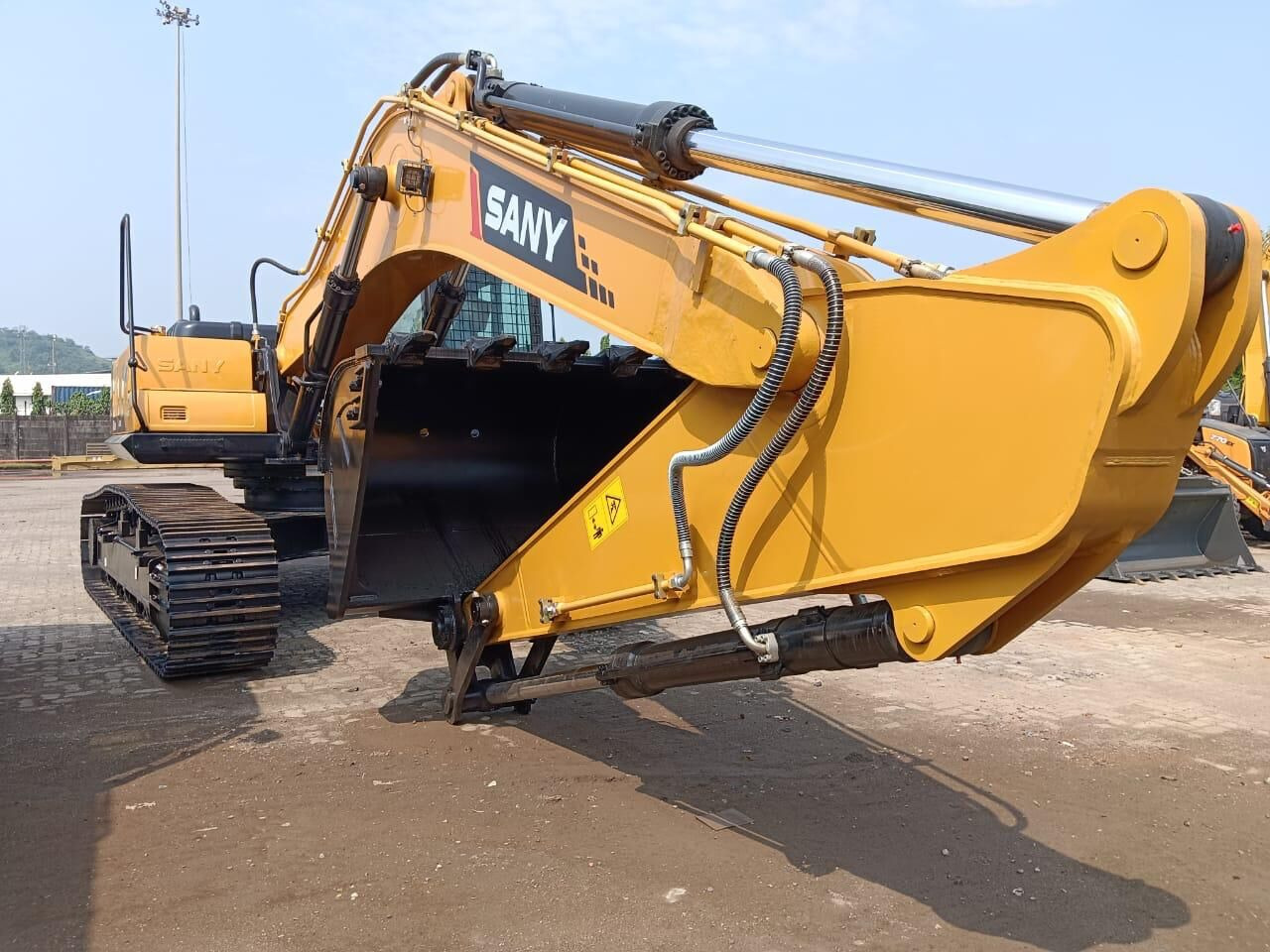 New Sany SY350C-9HD SPARC tracked excavator - Bager goseničar: slika 5 New Sany SY350C-9HD SPARC tracked excavator - Bager goseničar: slika 5