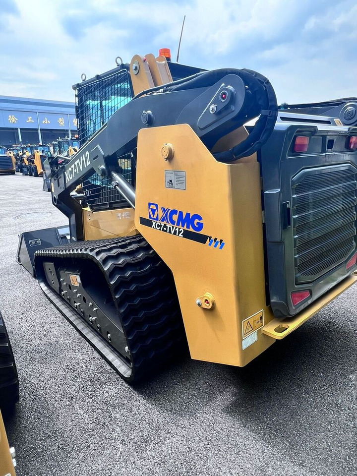 New XCMG XC7-SR08 compact track loader - Kompaktni nakladalnik na gosenicah: slika 1 New XCMG XC7-SR08 compact track loader - Kompaktni nakladalnik na gosenicah: slika 1