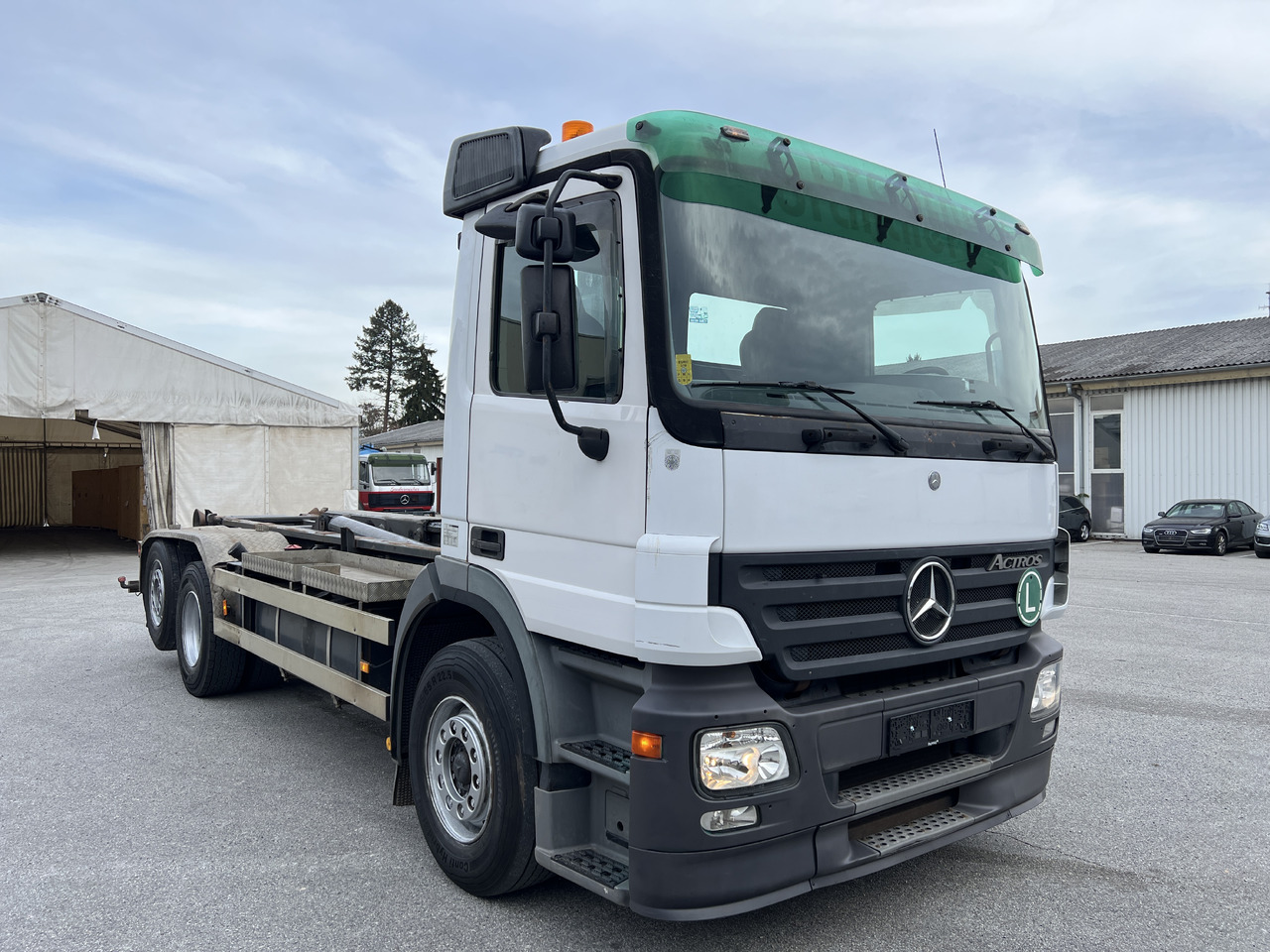 MERCEDES-BENZ Actros 25 41 | Retarder | Kupplung | Differenzial | Liftachse - Kotalni prekucni tovornjak: slika 2 MERCEDES-BENZ Actros 25 41 | Retarder | Kupplung | Differenzial | Liftachse - Kotalni prekucni tovornjak: slika 2