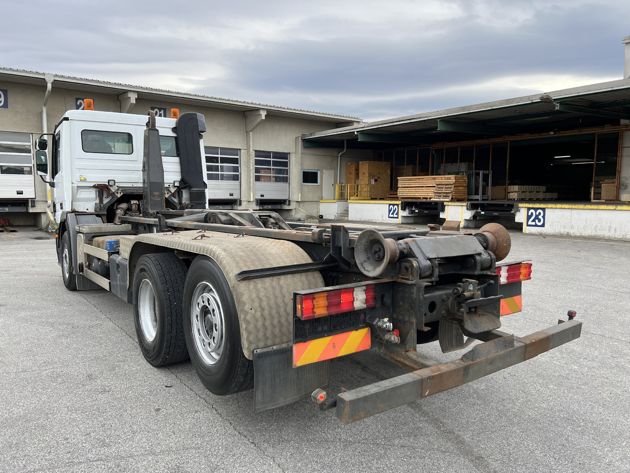 MERCEDES-BENZ Actros 25 41 | Retarder | Kupplung | Differenzial | Liftachse - Kotalni prekucni tovornjak: slika 3 MERCEDES-BENZ Actros 25 41 | Retarder | Kupplung | Differenzial | Liftachse - Kotalni prekucni tovornjak: slika 3