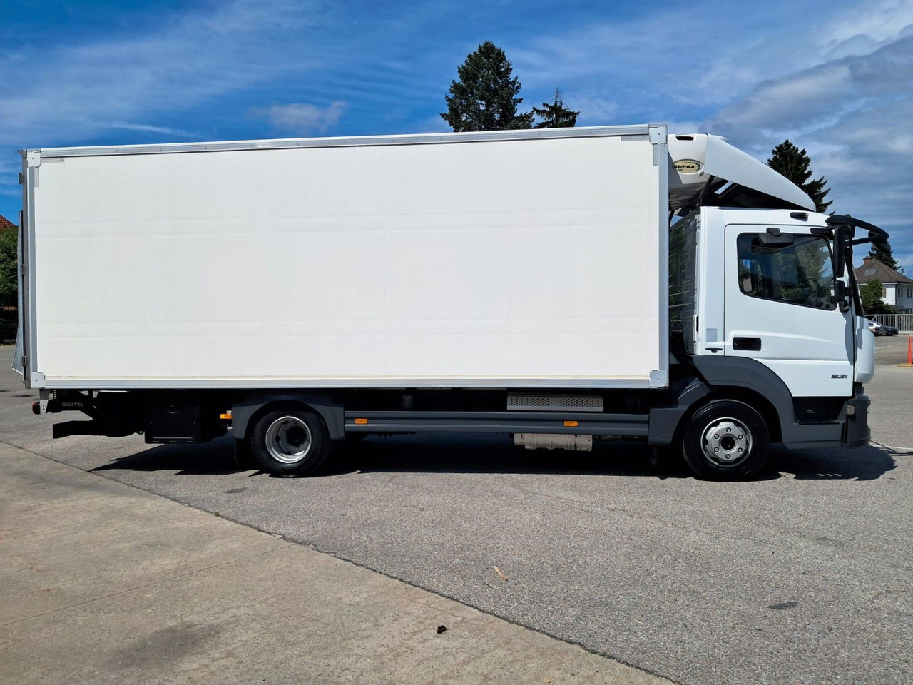 Mercedes-Benz Atego 8.21 Kühlkoffer LBW | Klima | Tempo | Dif - Tovornjak hladilnik: slika 3 Mercedes-Benz Atego 8.21 Kühlkoffer LBW | Klima | Tempo | Dif - Tovornjak hladilnik: slika 3