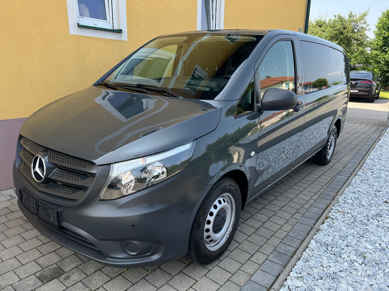 Mercedes-Benz Vito 114 lang | Klima | Schiebetür | Tempomat - Dostavno vozilo z dvojno kabino: slika 1 Mercedes-Benz Vito 114 lang | Klima | Schiebetür | Tempomat - Dostavno vozilo z dvojno kabino: slika 1