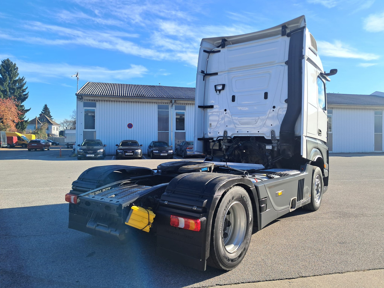 MERCEDES-BENZ Actros 18 45 | Retarder | Standklima | 4 Stück MP5 - Vlačilec: slika 4 MERCEDES-BENZ Actros 18 45 | Retarder | Standklima | 4 Stück MP5 - Vlačilec: slika 4