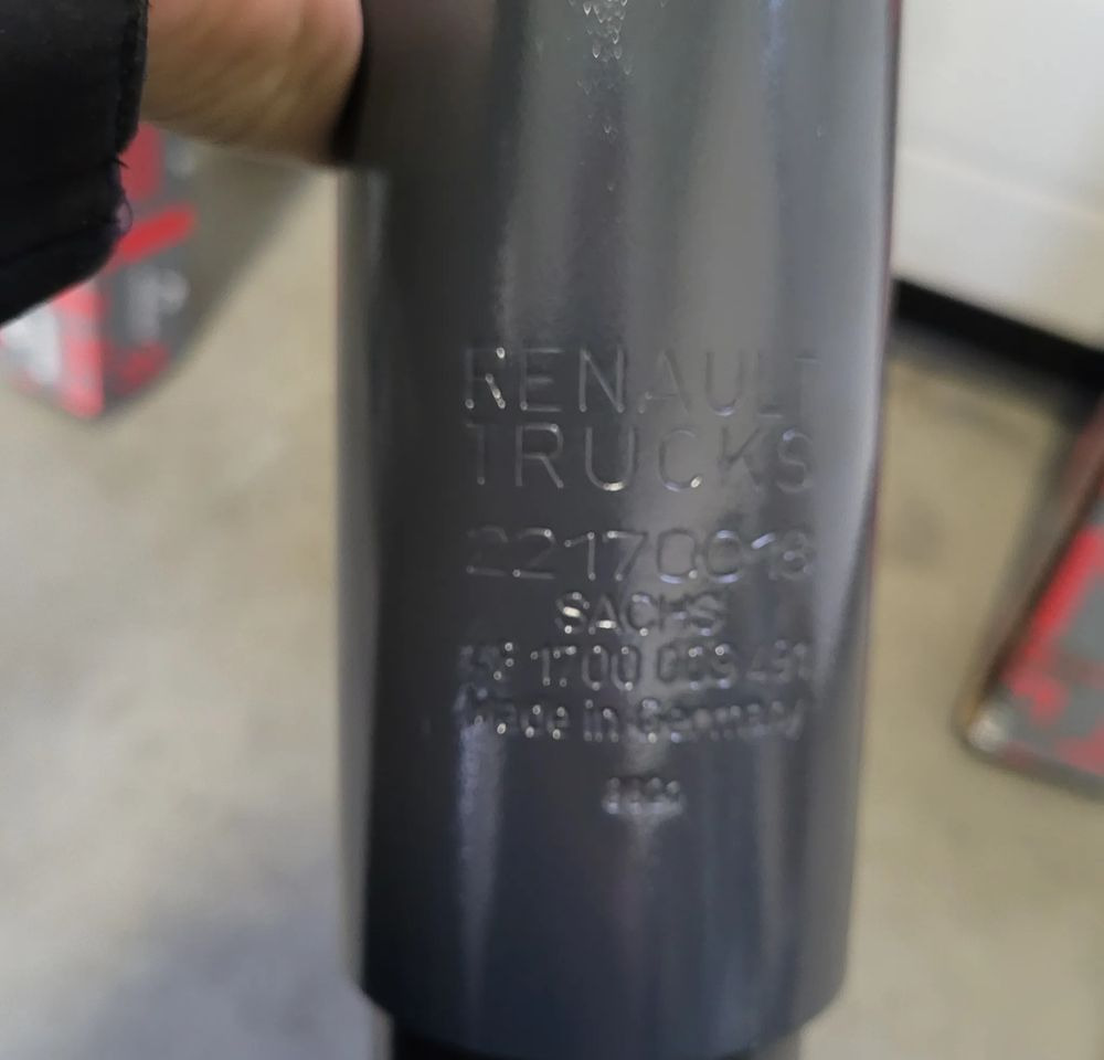 AMORTYZATORY NOWE ORYGINAL RENAULT RANGE T GAMA 742217018 22170016 - Amortizerji za Tovornjak: slika 2 AMORTYZATORY NOWE ORYGINAL RENAULT RANGE T GAMA 742217018 22170016 - Amortizerji za Tovornjak: slika 2