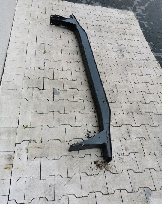 BELKA ZDERZAKA DAF LF EURO6 - Odbijač: slika 2 BELKA ZDERZAKA DAF LF EURO6 - Odbijač: slika 2