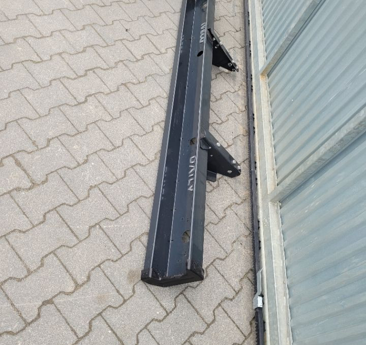 BELKA ZDERZAKA IVECO DAILY NM. 5802852184 - Odbijač za Dostavno vozilo: slika 2 BELKA ZDERZAKA IVECO DAILY NM. 5802852184 - Odbijač za Dostavno vozilo: slika 2