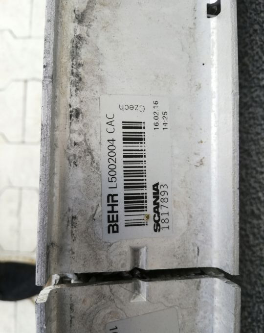 CHŁODNICA POWIETRZA INTERCOOLER SCANIA CP 1817893 - Vmesni hladilnik: slika 3 CHŁODNICA POWIETRZA INTERCOOLER SCANIA CP 1817893 - Vmesni hladilnik: slika 3