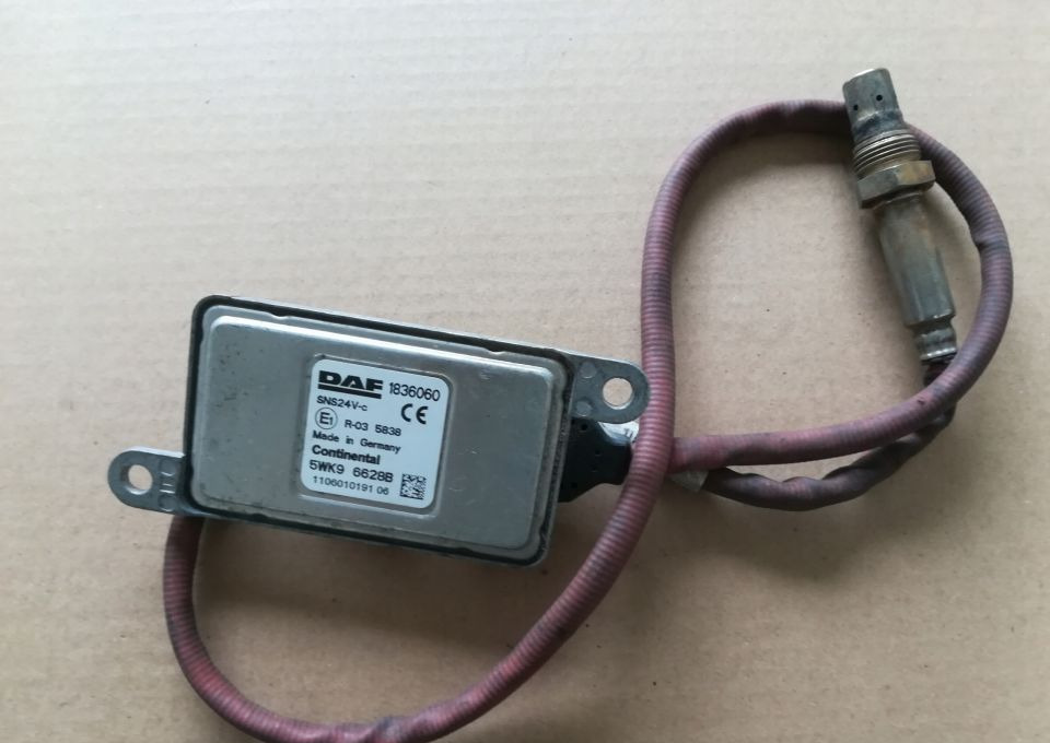 CZUJNIK NOX DAF 1836060 - Senzor: slika 1 CZUJNIK NOX DAF 1836060 - Senzor: slika 1