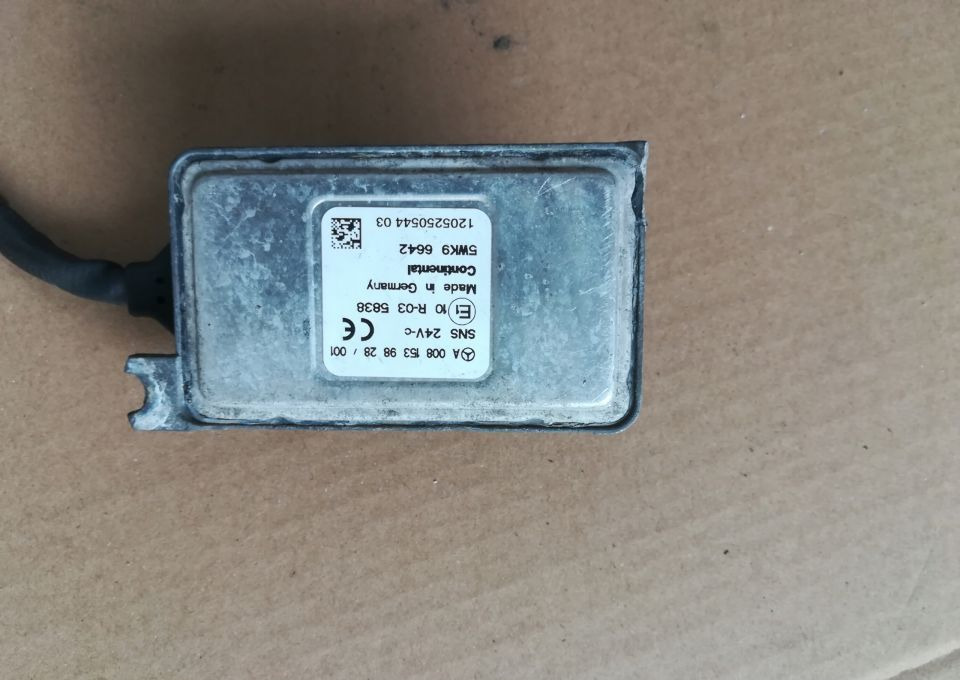 CZUJNIK NOX MERCEDES ACTROS A 0081539828 - Senzor: slika 1 CZUJNIK NOX MERCEDES ACTROS A 0081539828 - Senzor: slika 1