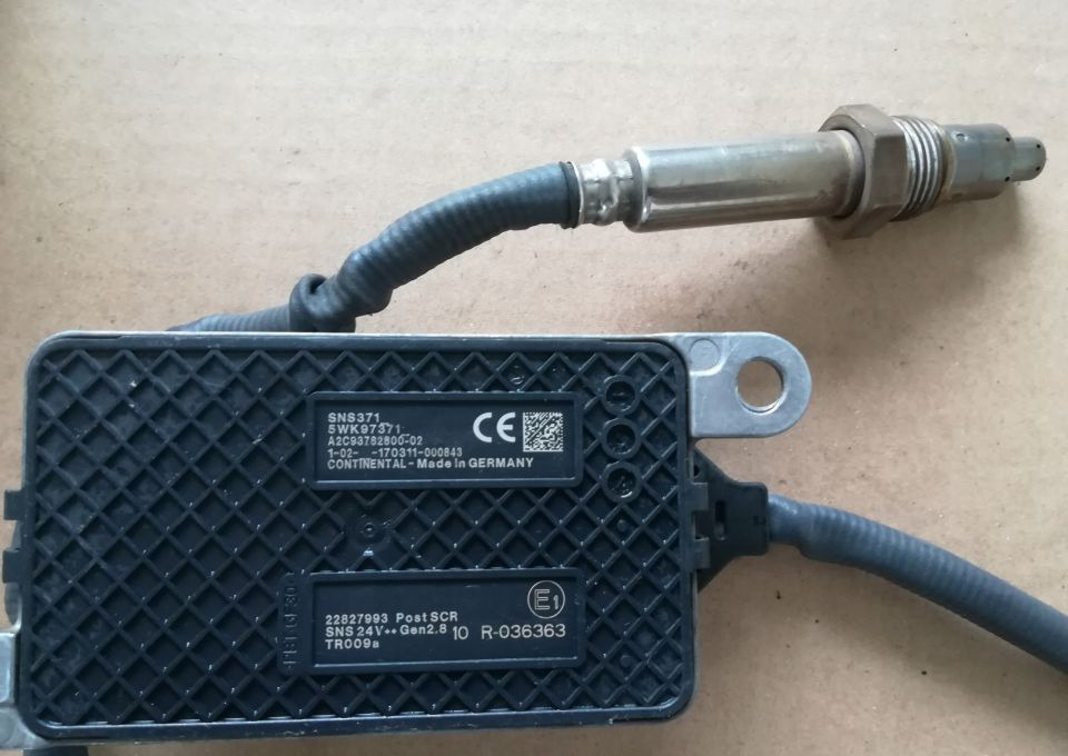 CZUJNIK NOX VOLVO 22827993 - Senzor: slika 1 CZUJNIK NOX VOLVO 22827993 - Senzor: slika 1
