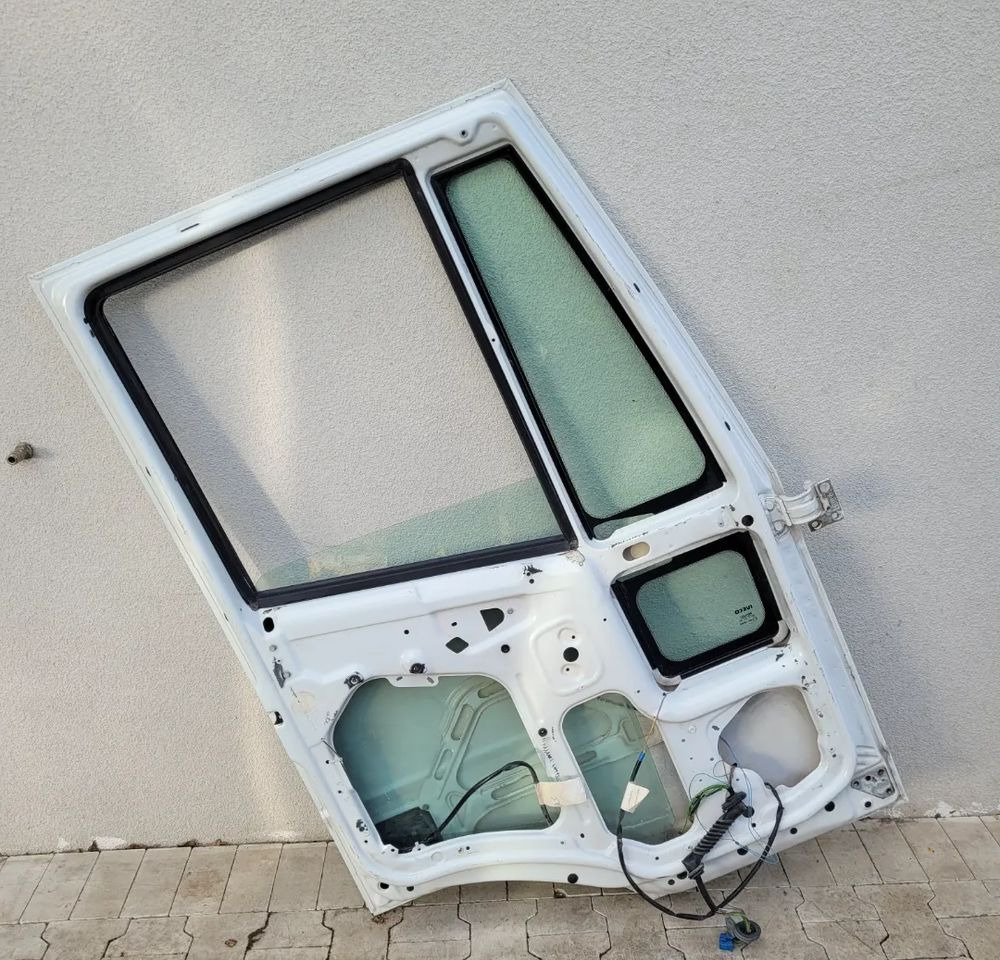 DRZWI LEWE IVECO EUROCARGO - Vrata in deli za Tovornjak: slika 4 DRZWI LEWE IVECO EUROCARGO - Vrata in deli za Tovornjak: slika 4