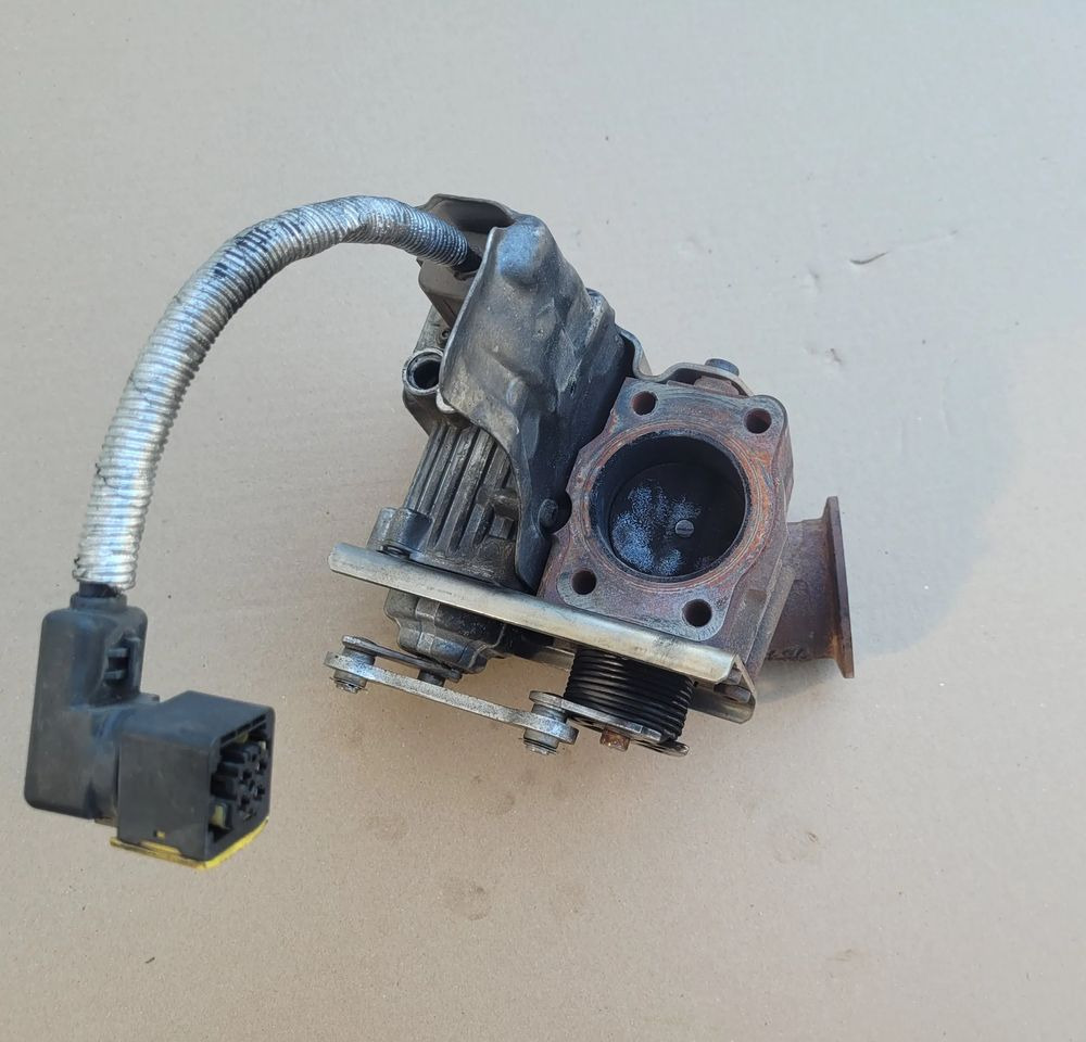 EGR DAF XF 106 OM 2128861 - EGR hladilnik za Tovornjak: slika 2 EGR DAF XF 106 OM 2128861 - EGR hladilnik za Tovornjak: slika 2