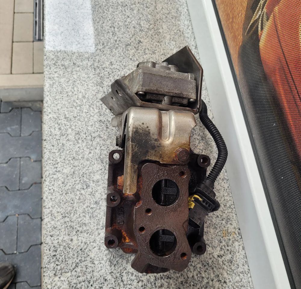 EGR MAN TGX EURO6 SPRAWNY CHWALIM116 - EGR hladilnik za Tovornjak: slika 3 EGR MAN TGX EURO6 SPRAWNY CHWALIM116 - EGR hladilnik za Tovornjak: slika 3