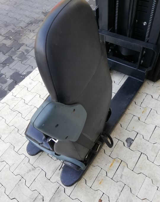 FOTEL KIEROWCY DAF XF CF LF - Sedež: slika 4 FOTEL KIEROWCY DAF XF CF LF - Sedež: slika 4