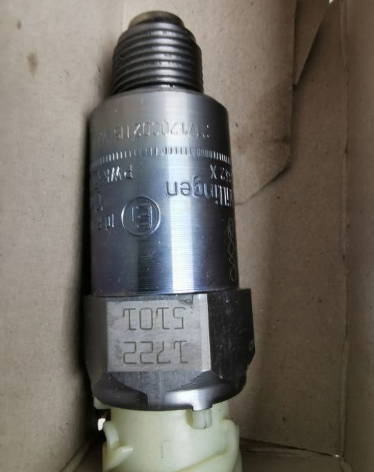 IMPUSATOR MAN TGX TGS E6 81.27121-0098 - Senzor za Tovornjak: slika 1 IMPUSATOR MAN TGX TGS E6 81.27121-0098 - Senzor za Tovornjak: slika 1
