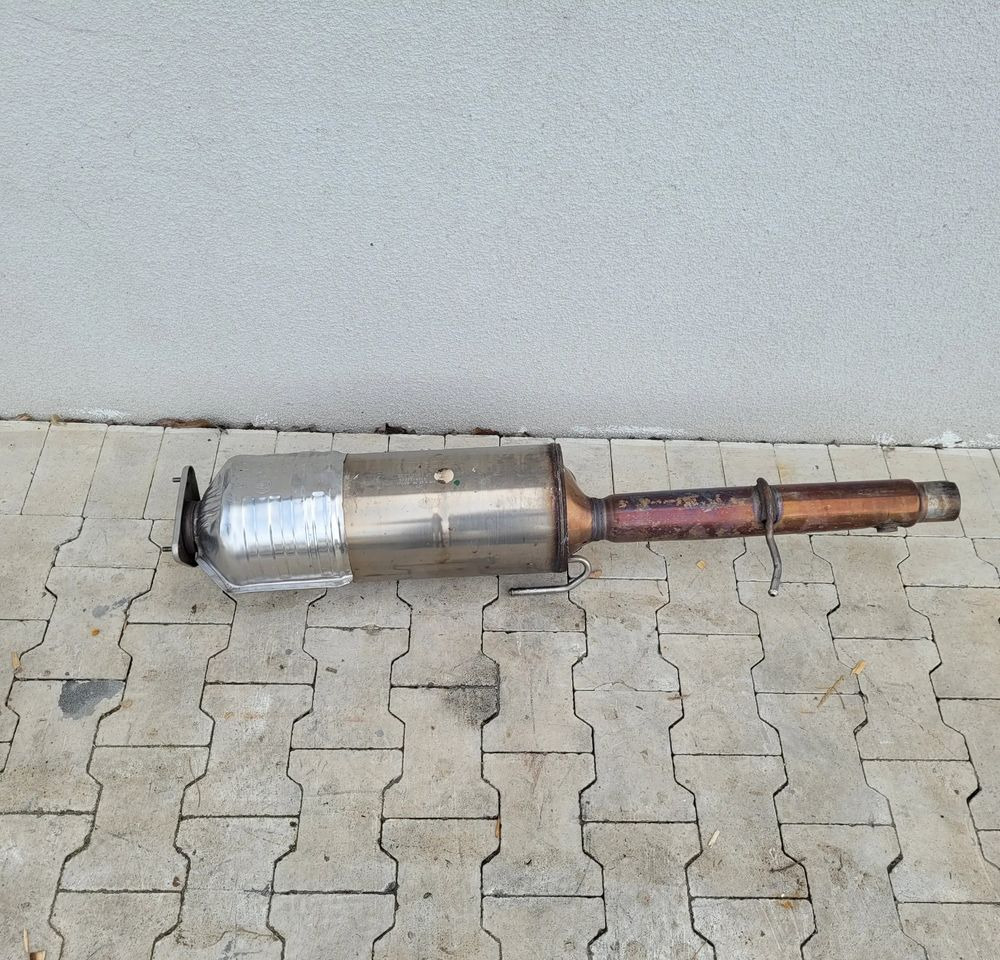 KATALIZATOR DPF IVECO DAILY 5802314718 - Katalizator za Dostavno vozilo: slika 1 KATALIZATOR DPF IVECO DAILY 5802314718 - Katalizator za Dostavno vozilo: slika 1