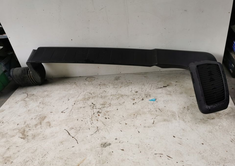 KOMIN MERCEDES ACTROS MP4 GIGA BDF A9605284508/003 - Zračni filter za Tovornjak: slika 1 KOMIN MERCEDES ACTROS MP4 GIGA BDF A9605284508/003 - Zračni filter za Tovornjak: slika 1