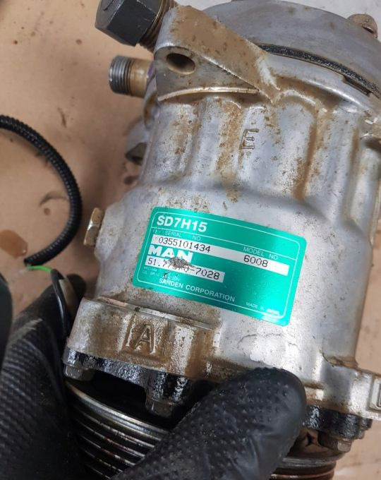 KOMPRESORA KLIMATYZACJA MAN TGS TGX EURO6 - Kompresor klime za Tovornjak: slika 2 KOMPRESORA KLIMATYZACJA MAN TGS TGX EURO6 - Kompresor klime za Tovornjak: slika 2