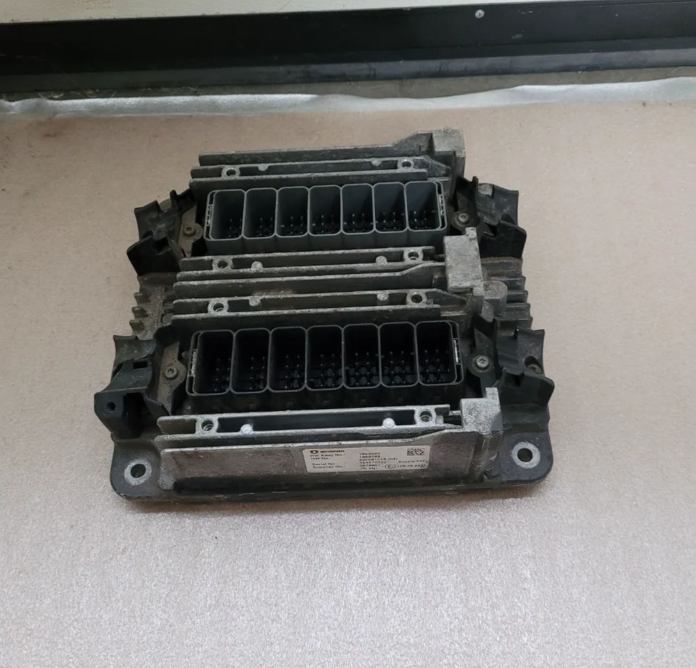 KOMPUTER SILNIKA SCANIA DC16 102 1924093/1869762 - ECU za Tovornjak: slika 1 KOMPUTER SILNIKA SCANIA DC16 102 1924093/1869762 - ECU za Tovornjak: slika 1