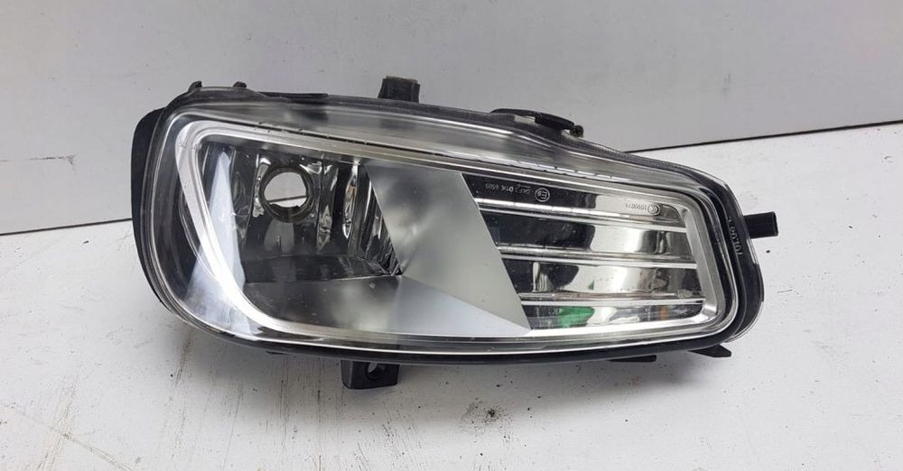 LAMPA HALOGEN MERCEDES ANTOS A9608201956 - Žarometi za Tovornjak: slika 1 LAMPA HALOGEN MERCEDES ANTOS A9608201956 - Žarometi za Tovornjak: slika 1