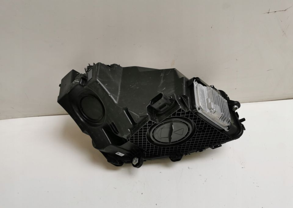 LAMPA MERCEDES GLC A2539067301 LIFT LEWA - Žarometi: slika 3 LAMPA MERCEDES GLC A2539067301 LIFT LEWA - Žarometi: slika 3