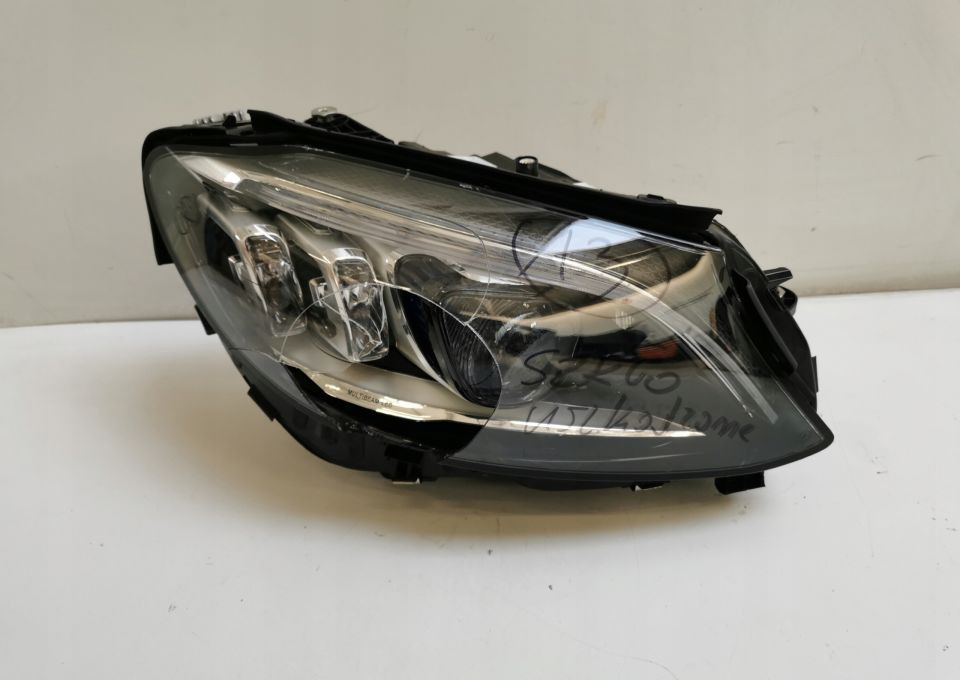 LAMPA PRZÓD MERCEDES C KLASA A 205 9061606 LIFT - Žarometi: slika 1 LAMPA PRZÓD MERCEDES C KLASA A 205 9061606 LIFT - Žarometi: slika 1