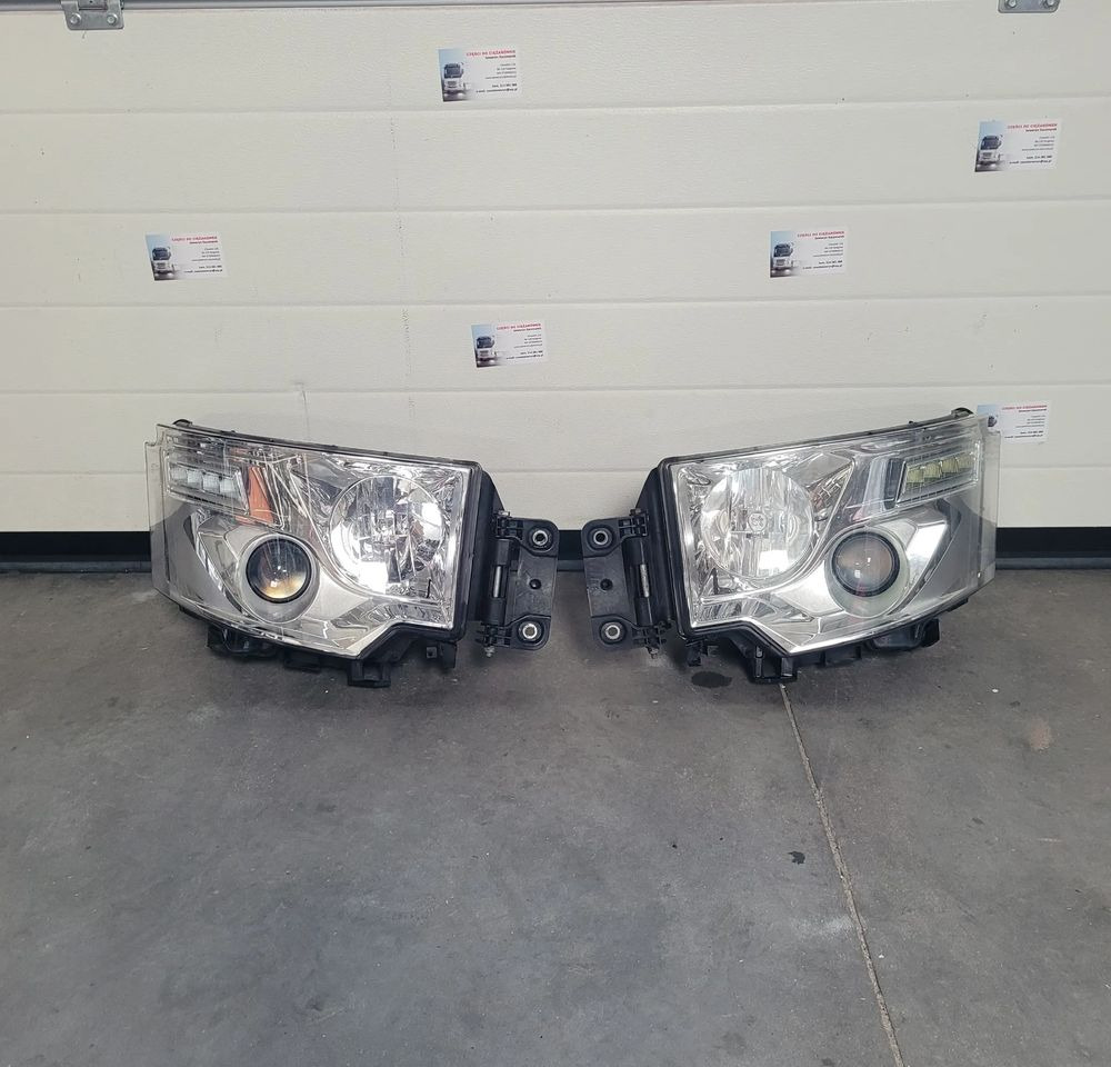 LAMPA XENON RENAULT RANGE T PRAWA LEWA - Luči/ Osvetlitev za Tovornjak: slika 1 LAMPA XENON RENAULT RANGE T PRAWA LEWA - Luči/ Osvetlitev za Tovornjak: slika 1