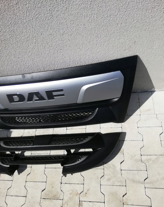 MASKA GRILL ATRAPA DAF LF NOWY ORYGINAŁ EURO6 LIFT - Pokrov motorja: slika 3 MASKA GRILL ATRAPA DAF LF NOWY ORYGINAŁ EURO6 LIFT - Pokrov motorja: slika 3