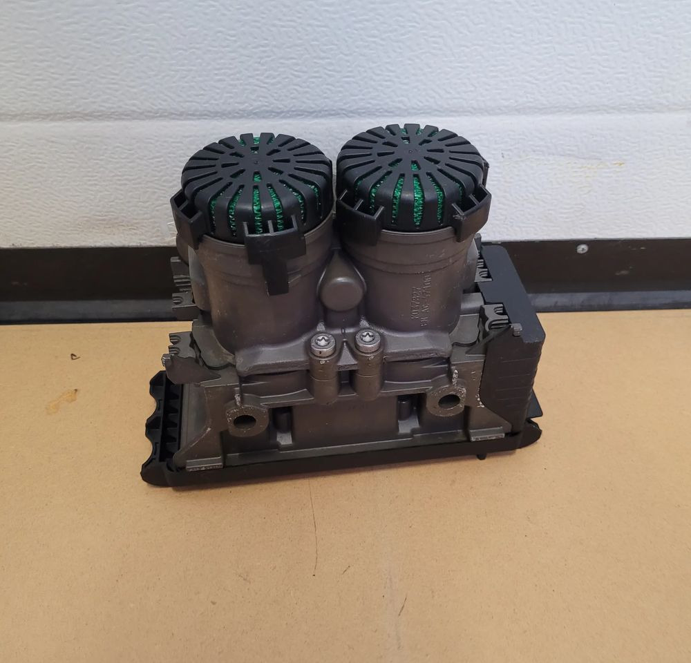 MODULATOR VOLVO KNORR K093191 22225552 CHWALIM116 - Zavorni deli za Tovornjak: slika 2 MODULATOR VOLVO KNORR K093191 22225552 CHWALIM116 - Zavorni deli za Tovornjak: slika 2