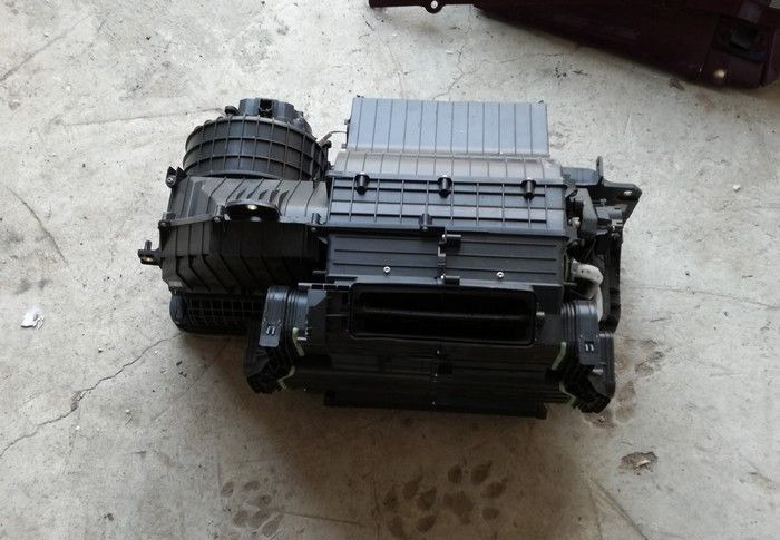 NAGRZEWNICA MERCEDES MP4 - Ogrevanje/ Prezračevanje za Tovornjak: slika 1 NAGRZEWNICA MERCEDES MP4 - Ogrevanje/ Prezračevanje za Tovornjak: slika 1