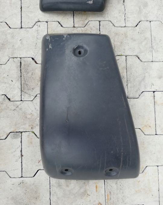 NAROZNIK ZDERZAK RENAULT PREMIUM KERAX METALOWY - Odbijač: slika 2 NAROZNIK ZDERZAK RENAULT PREMIUM KERAX METALOWY - Odbijač: slika 2