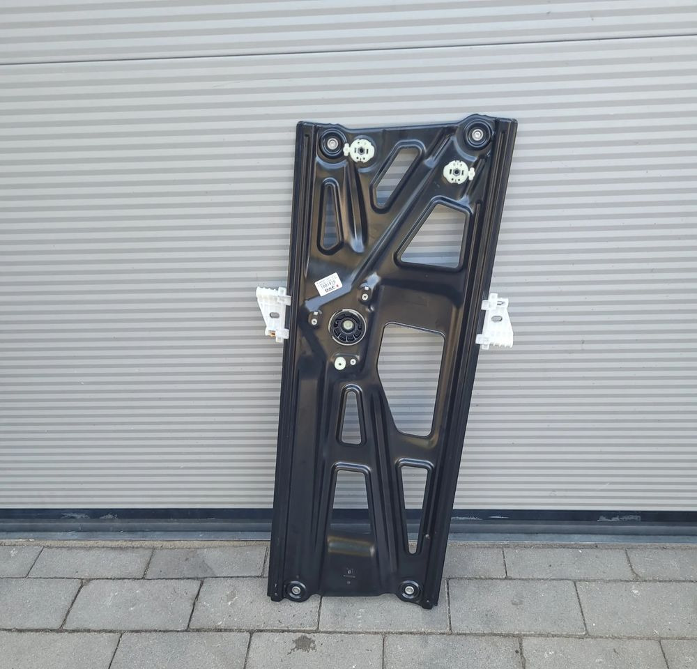 PODNOSNIK SZYBY RH DAF XF 106 OM 1881915 - Motorček za dvig oken za Tovornjak: slika 2 PODNOSNIK SZYBY RH DAF XF 106 OM 1881915 - Motorček za dvig oken za Tovornjak: slika 2